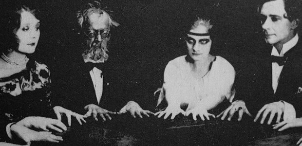 Lost Voices: Spiritualism on the Home Front, 1914-1919.